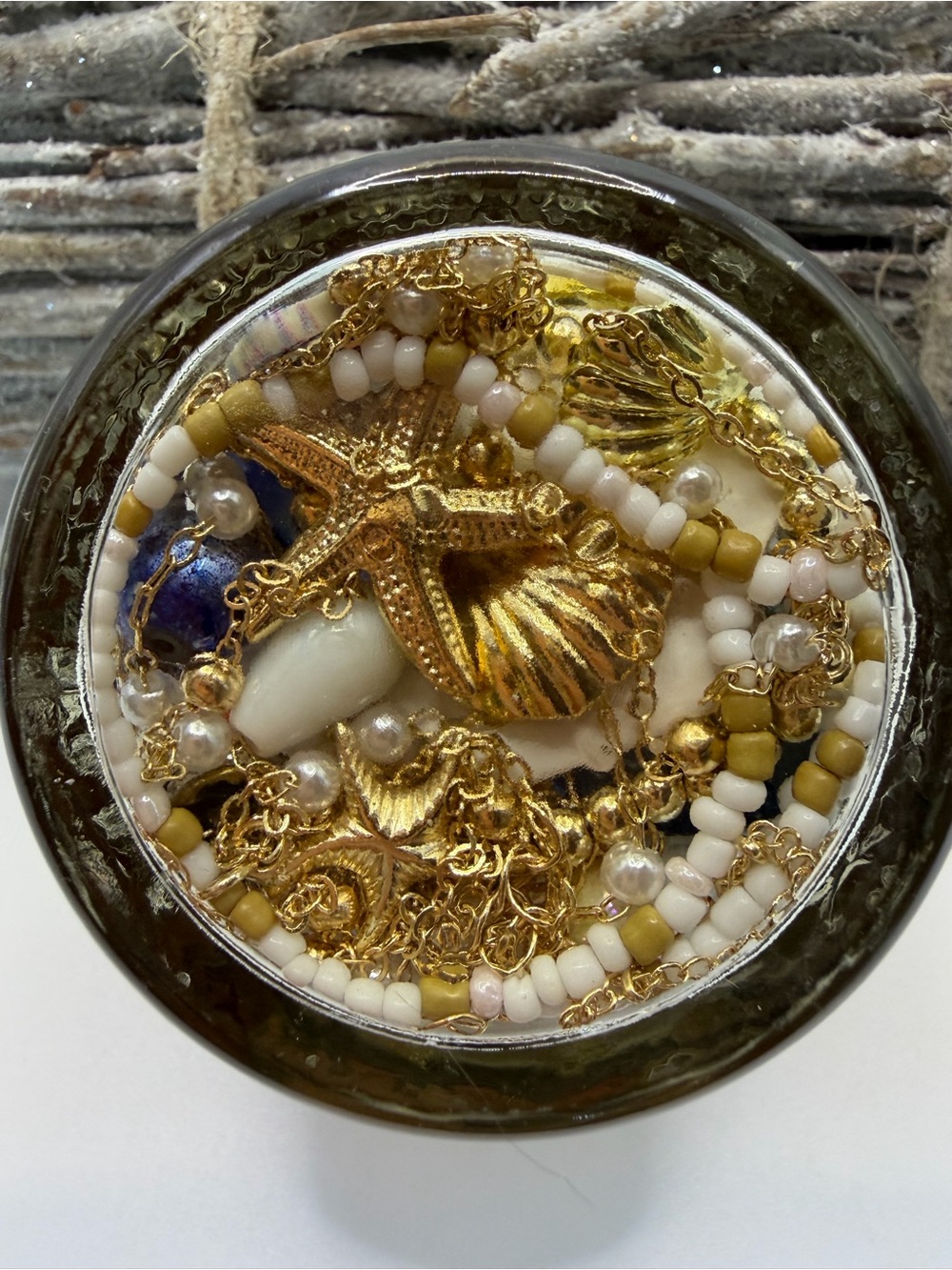 Gold Sea Charm Beaded Necklace - White & Gold Wearables Mini Jar 🫙